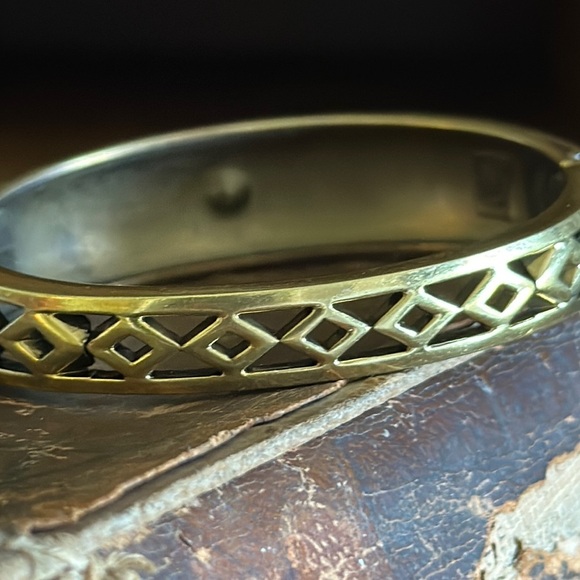 Heidi Daus Pearl with Blue / Red / Green / Clear CZ’s - Picture 9 of 13